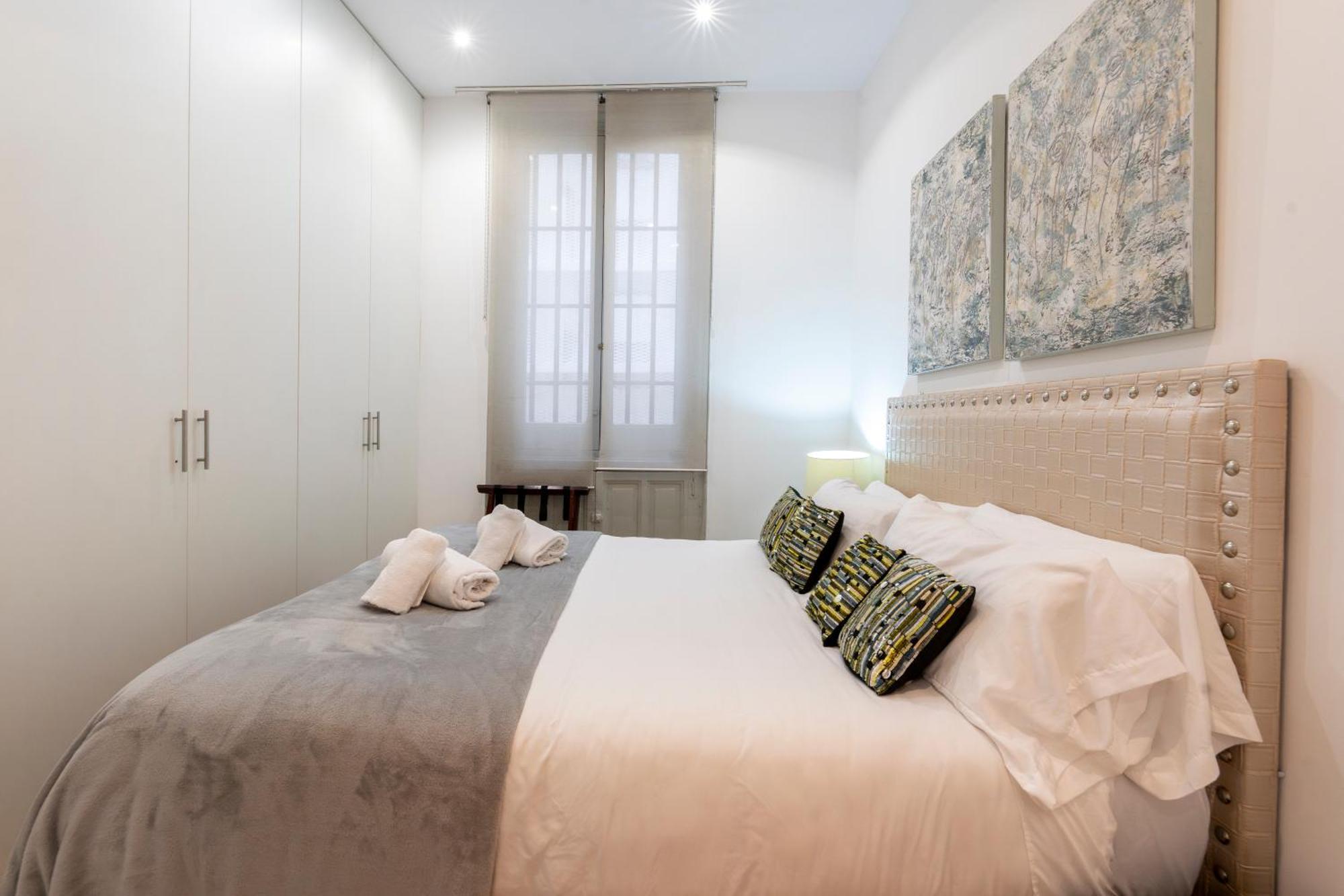 For You Rentals New Design Apartment Temporal Puerta Del Sol Pre10A Madrid Kültér fotó