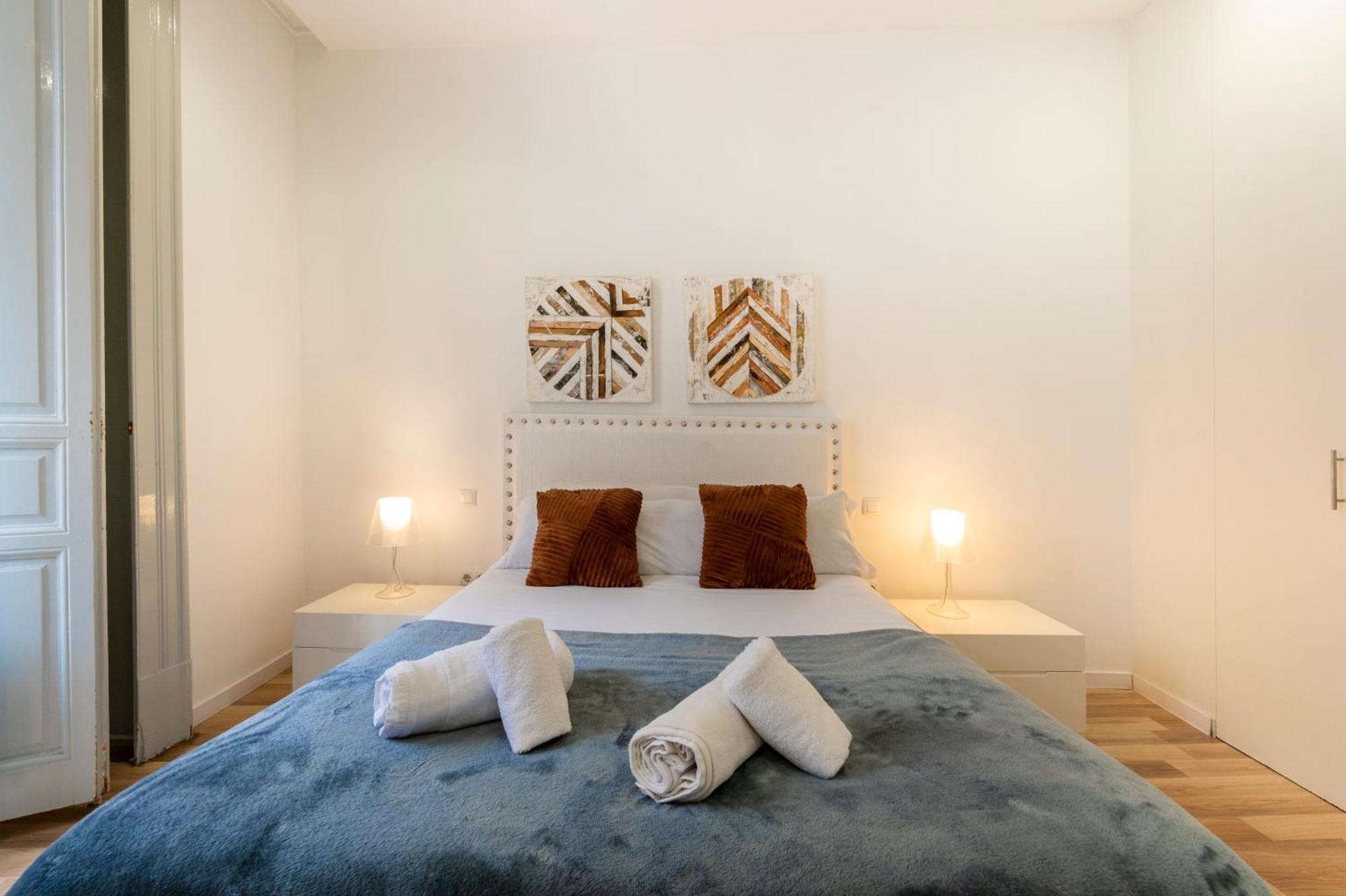 For You Rentals New Design Apartment Temporal Puerta Del Sol Pre10A Madrid Kültér fotó