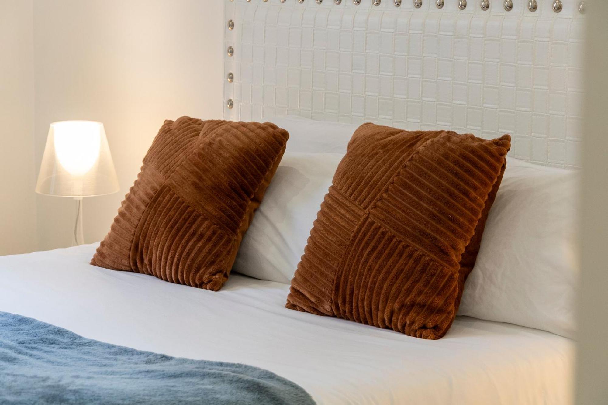 For You Rentals New Design Apartment Temporal Puerta Del Sol Pre10A Madrid Kültér fotó