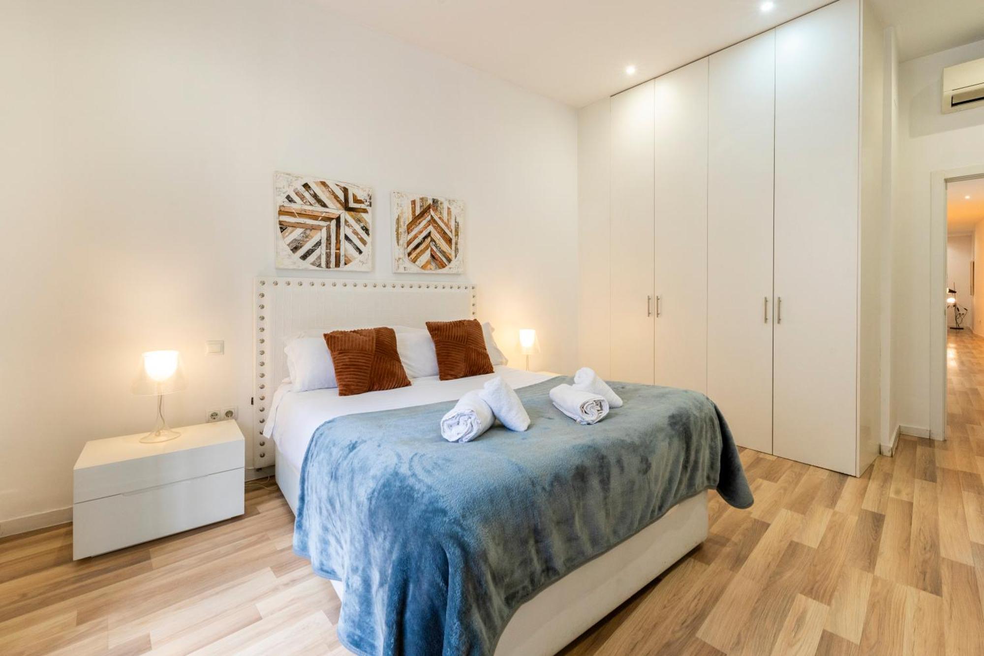For You Rentals New Design Apartment Temporal Puerta Del Sol Pre10A Madrid Kültér fotó