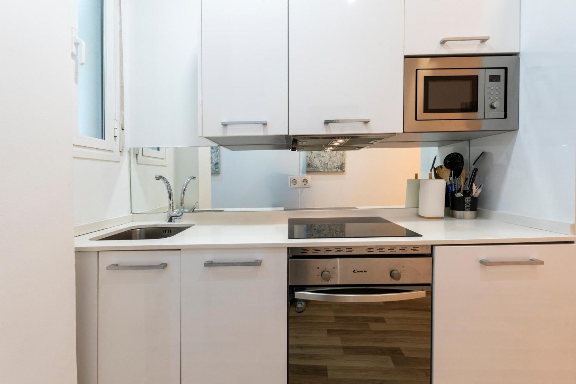 For You Rentals New Design Apartment Temporal Puerta Del Sol Pre10A Madrid Kültér fotó