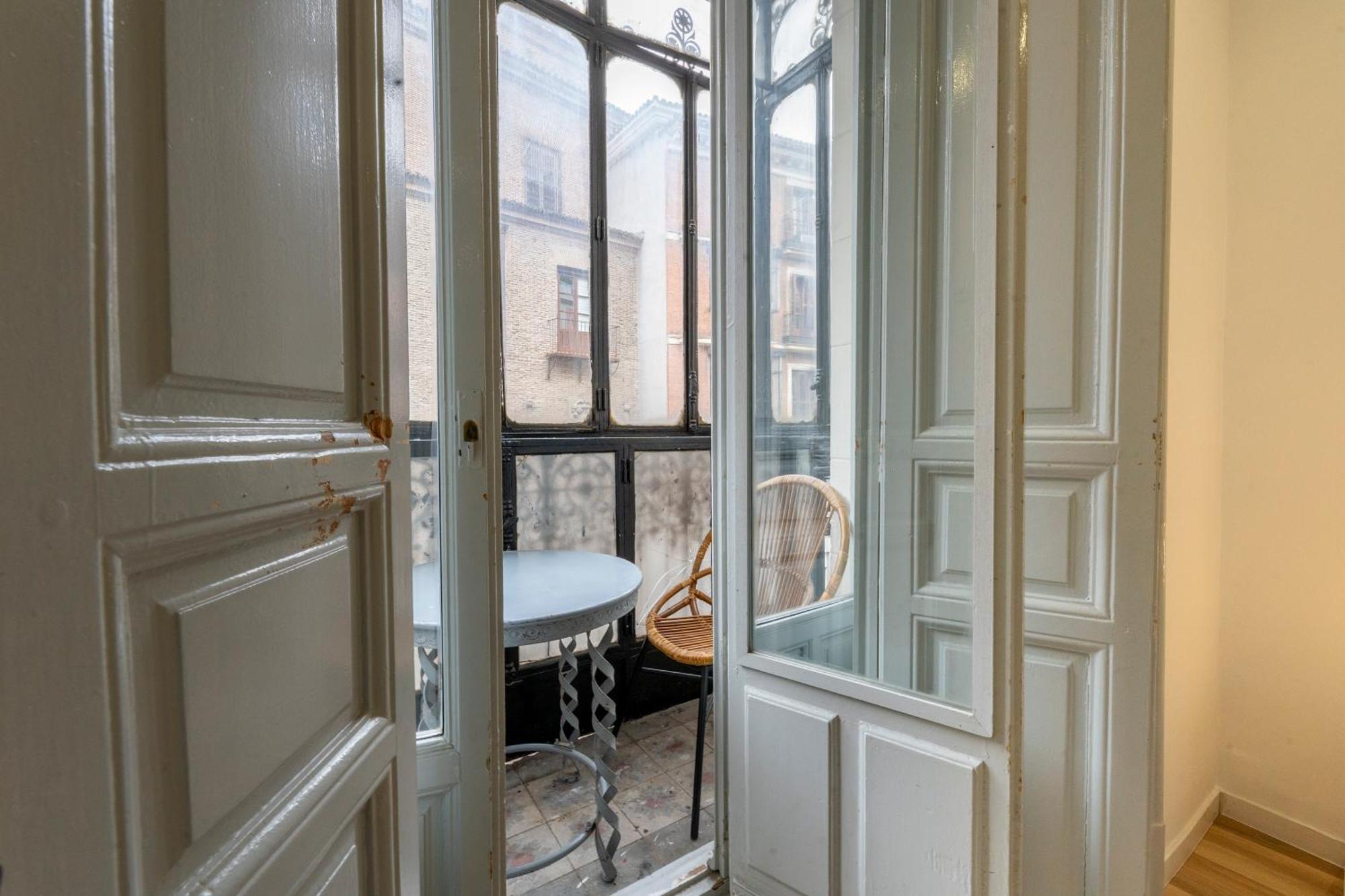 For You Rentals New Design Apartment Temporal Puerta Del Sol Pre10A Madrid Kültér fotó