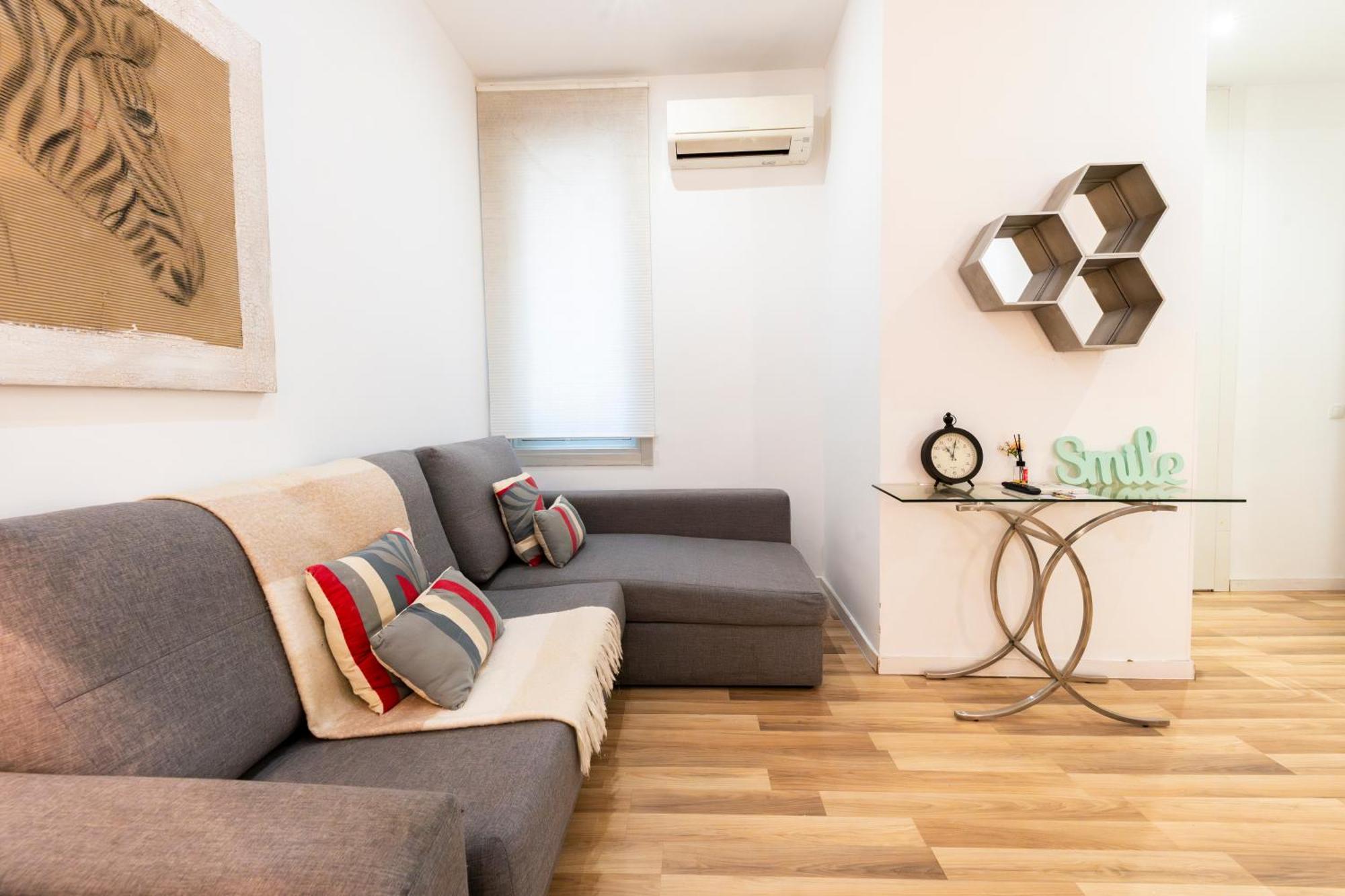 For You Rentals New Design Apartment Temporal Puerta Del Sol Pre10A Madrid Kültér fotó